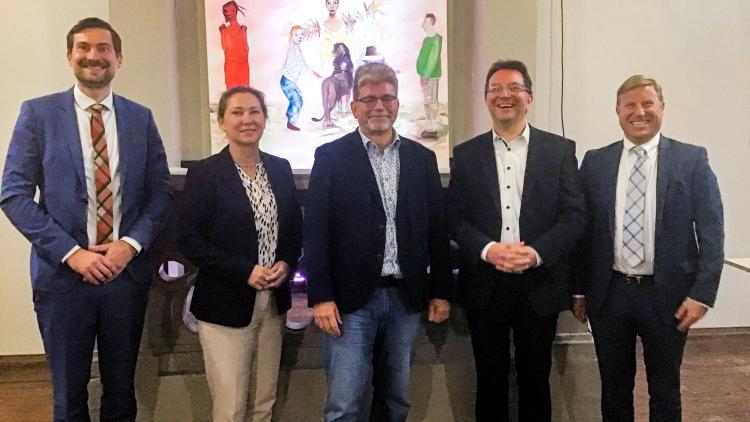 Am 1. Juni 2022 in Remseck-Hochberg: v.l.n.r.: Daniel Karrais MdL, Julia Goll MdL, Kai Buschmann, Dr. Michael Blume, Nico Weinmann MdL