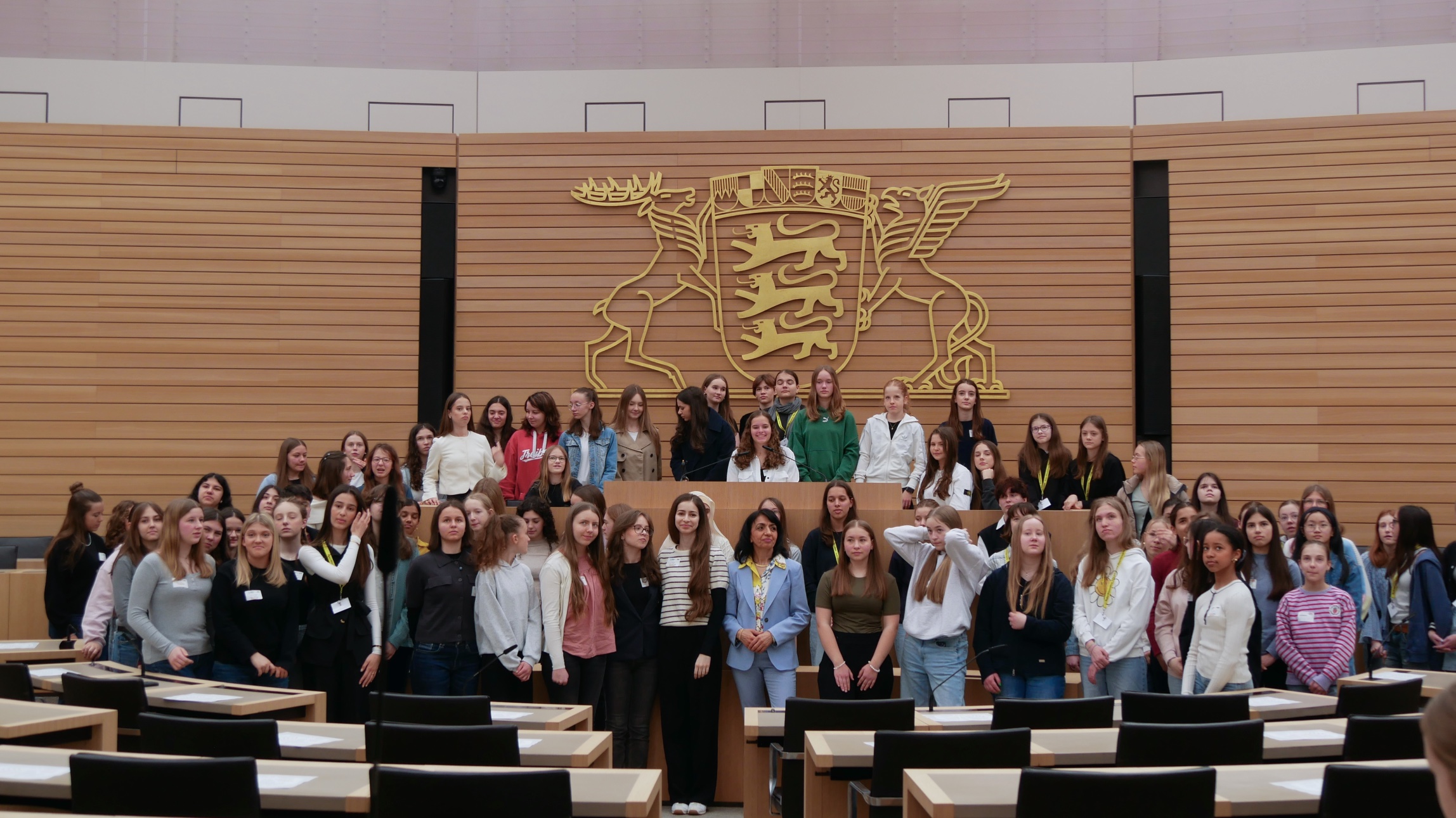 Einer der Höhepunkte beim Girl's Day: Besuch im Plenum mit Landtagspräsidentin Muhterem Aras.